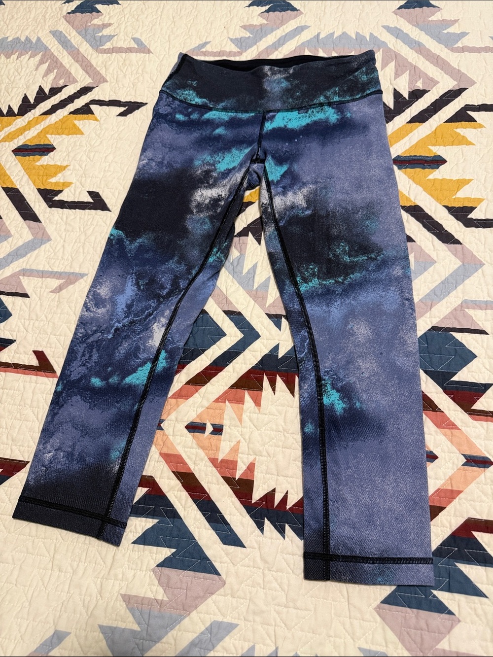 lululemon athletica Navy, Teal, and Black Marble-Print Capri Leggings